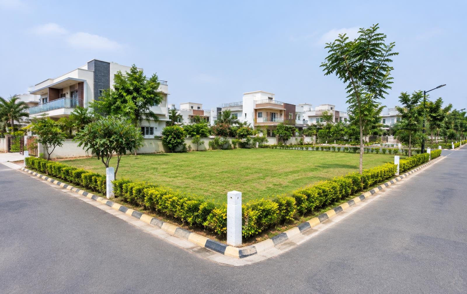 Residential plot surroundings